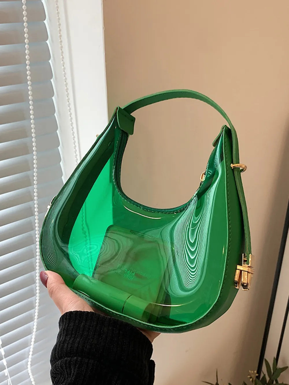 Bolsa de Ombro em PU e PVC – Estilo Moderno com Resistência Extra