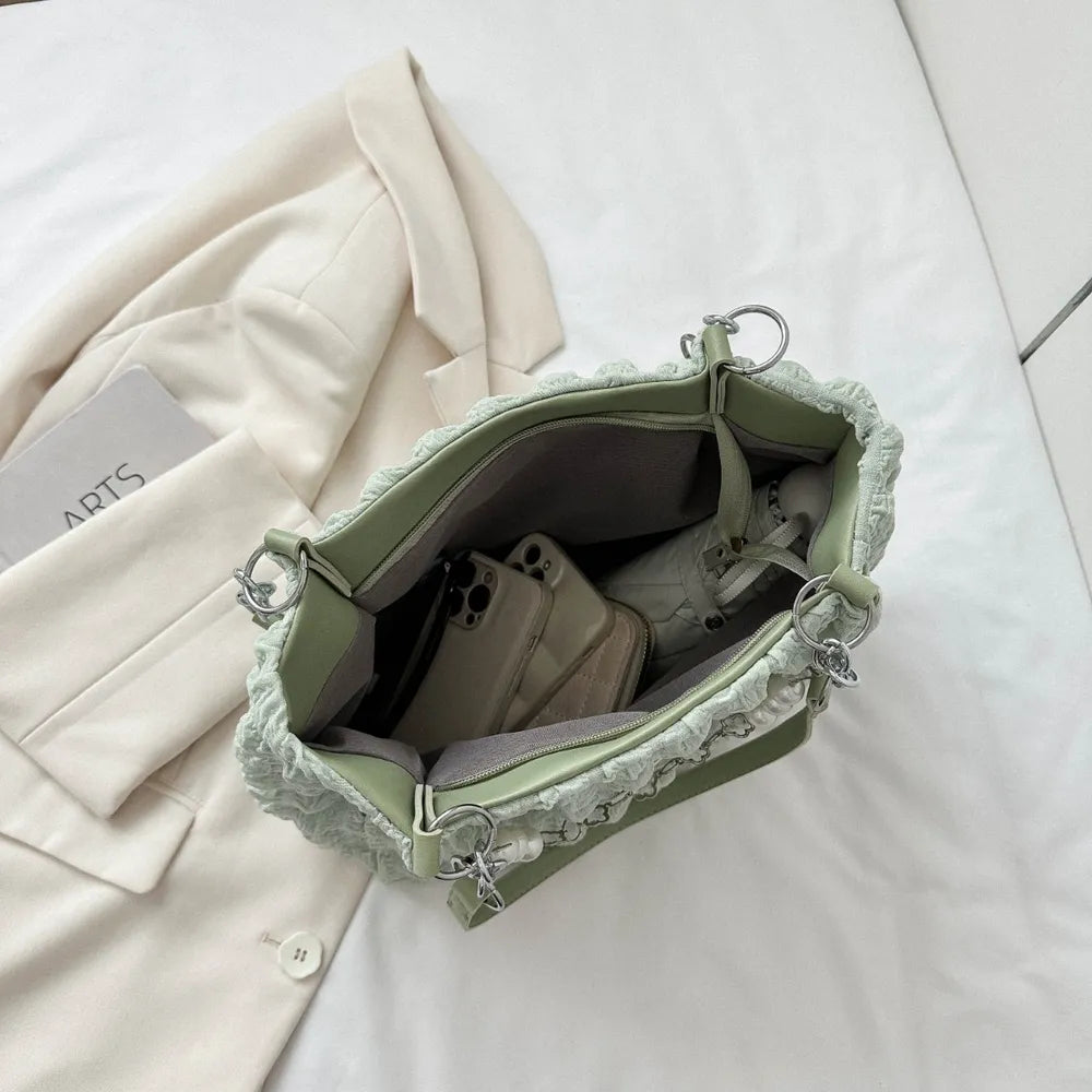 Bolsa de Ombro – Textura Estofada e Alças Reforçadas