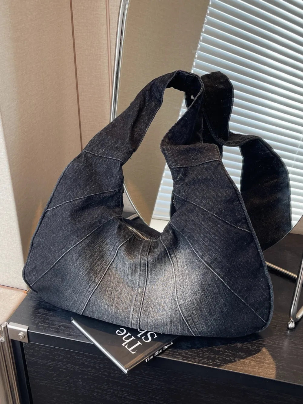Bolsa de Ombro de Tecido com Borda Crua - Bolsa Artesanal e Sustentável