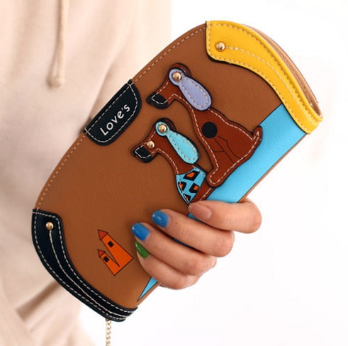 Carteira Feminina com Cão Tubarão – Design Divertido e Fecho com Zíper