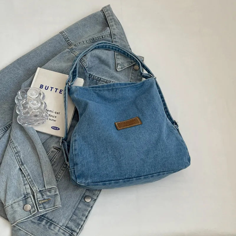 Bolsa de Ombro em Ganga com Alça Ajustável – Estilo Casual e Versátil