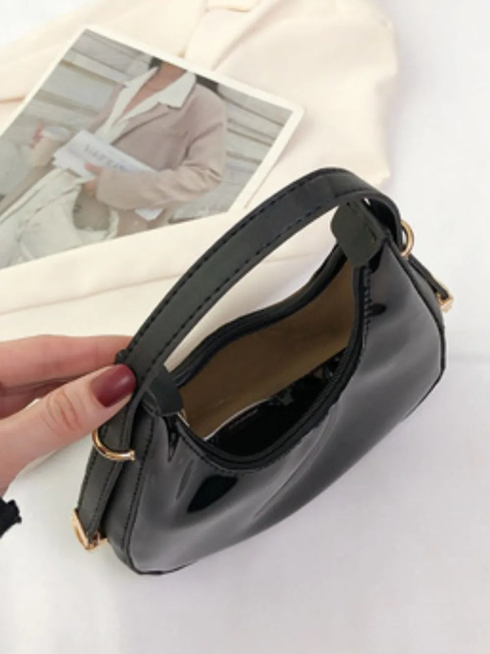 Bolsa de Ombro em PU e PVC – Estilo Moderno com Resistência Extra
